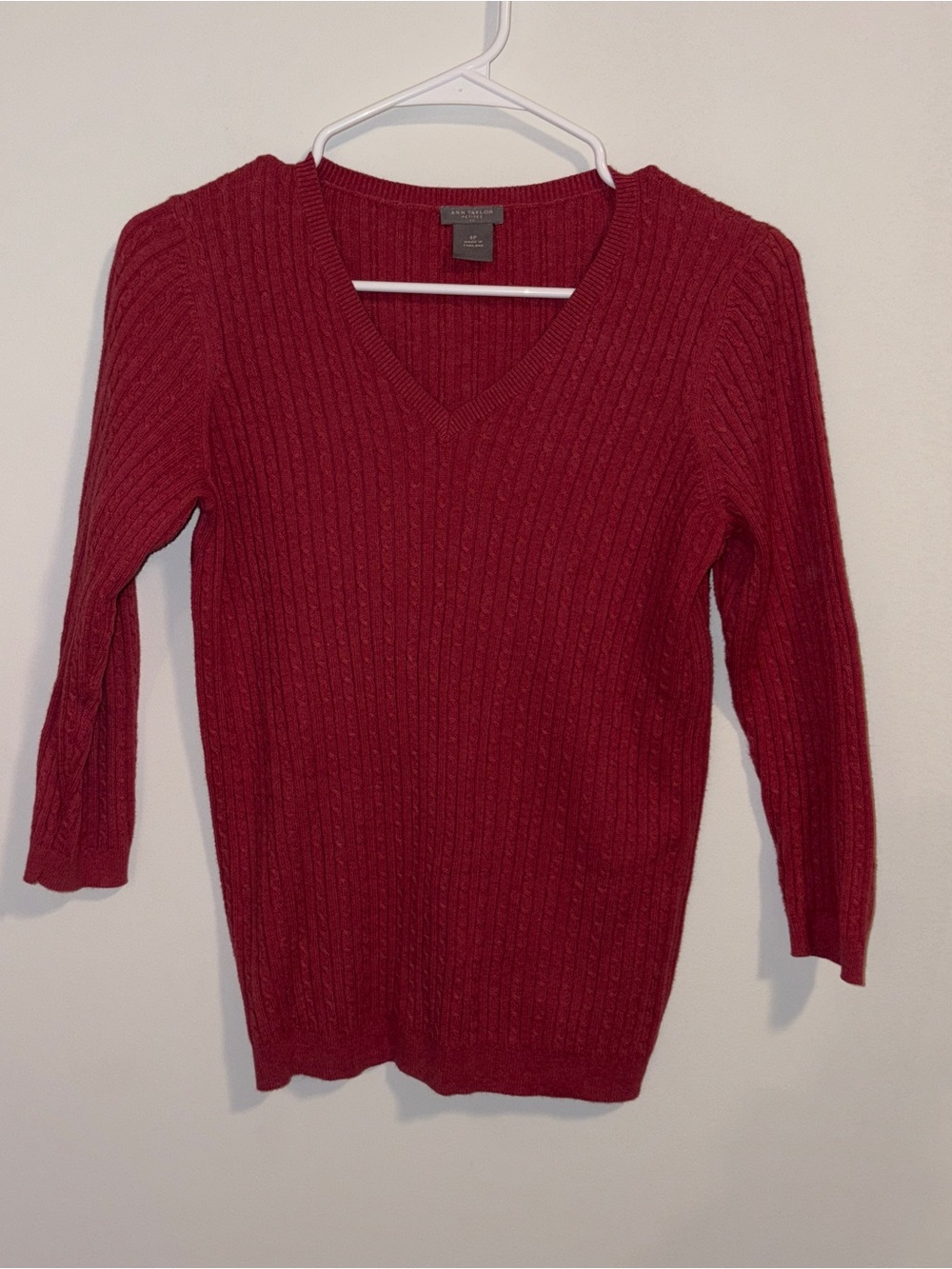 Ann Taylor Women's V-Neck Cable Knit Petite Sweater - Red